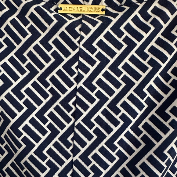 Michael Kors cap sleeve knit midi dress, size XL - Picture 5 of 5